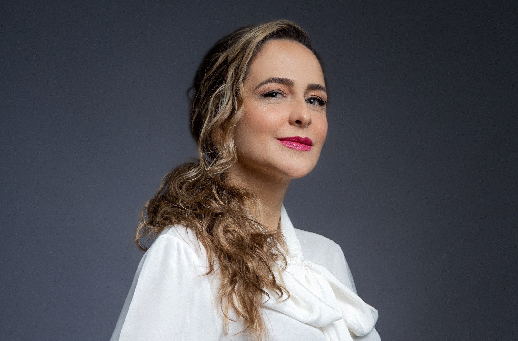 Dia Mundial da Menopausa: gordura abdominal na pós-menopausa aumenta em 32% o risco de cânceres ligados à obesidade