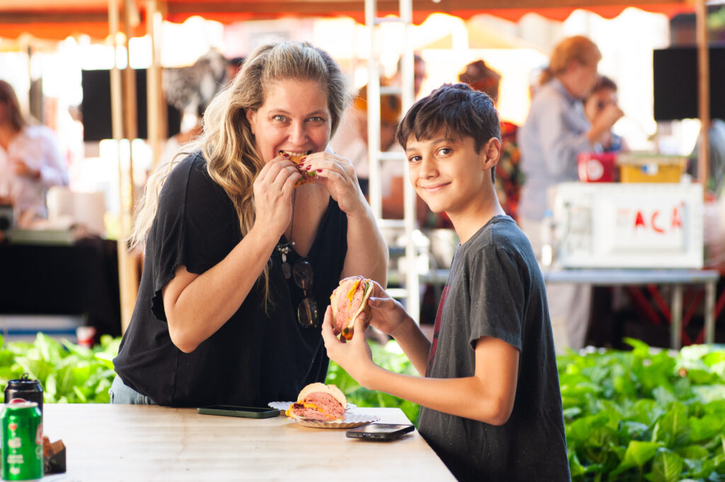 Festival Cultura de Boteco no West Plaza terá programação gratuita com samba, chorinho e jazz, além de dez casas gastronômicas